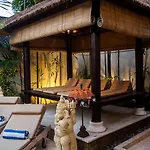 Bali Holiday Villas - La Playa